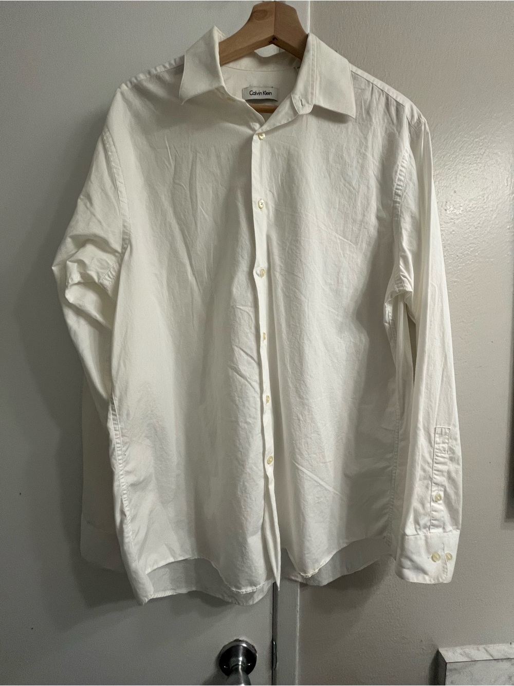 Calvin Klein Men's Classic White Dress Shirt